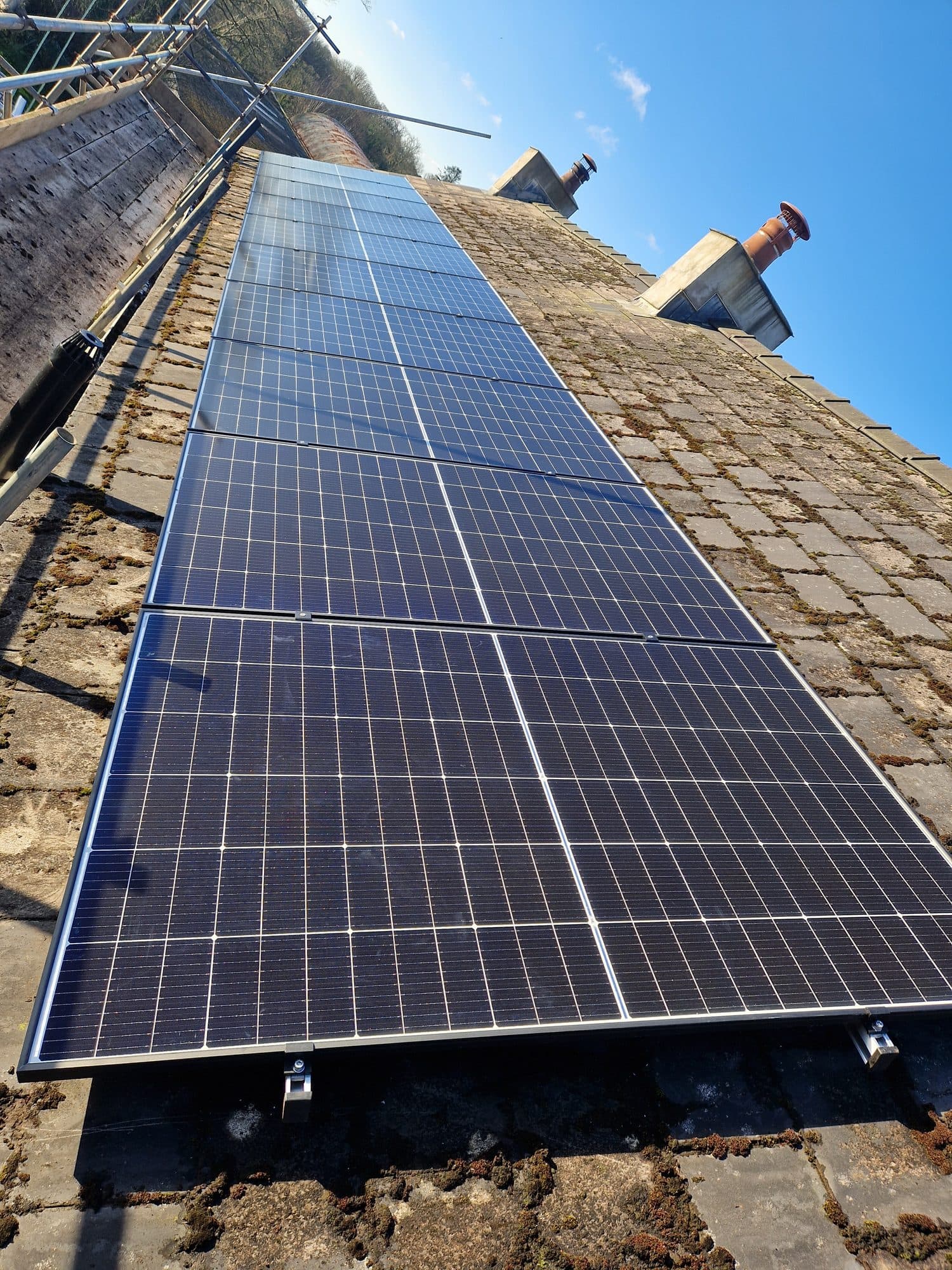 Rooftop solar array